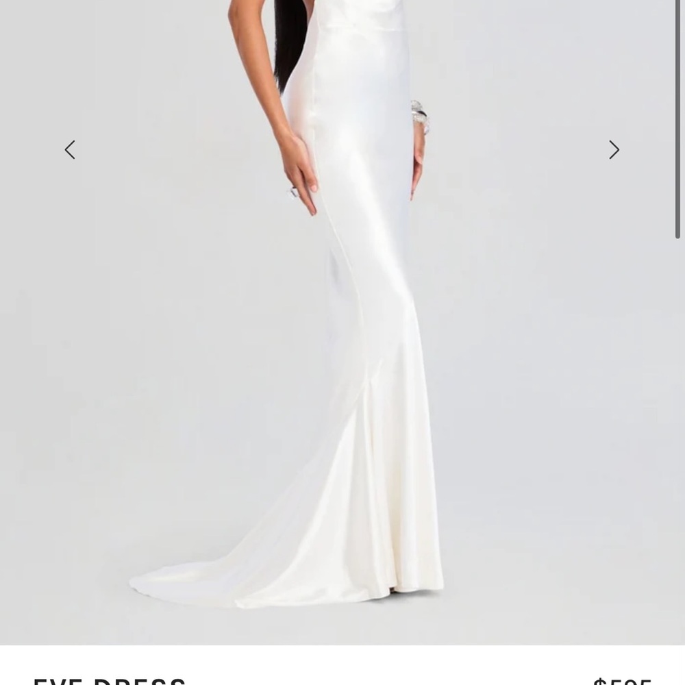 Retrofete Elegant White Satin Halter Backless Dress - Picture 6 of 7